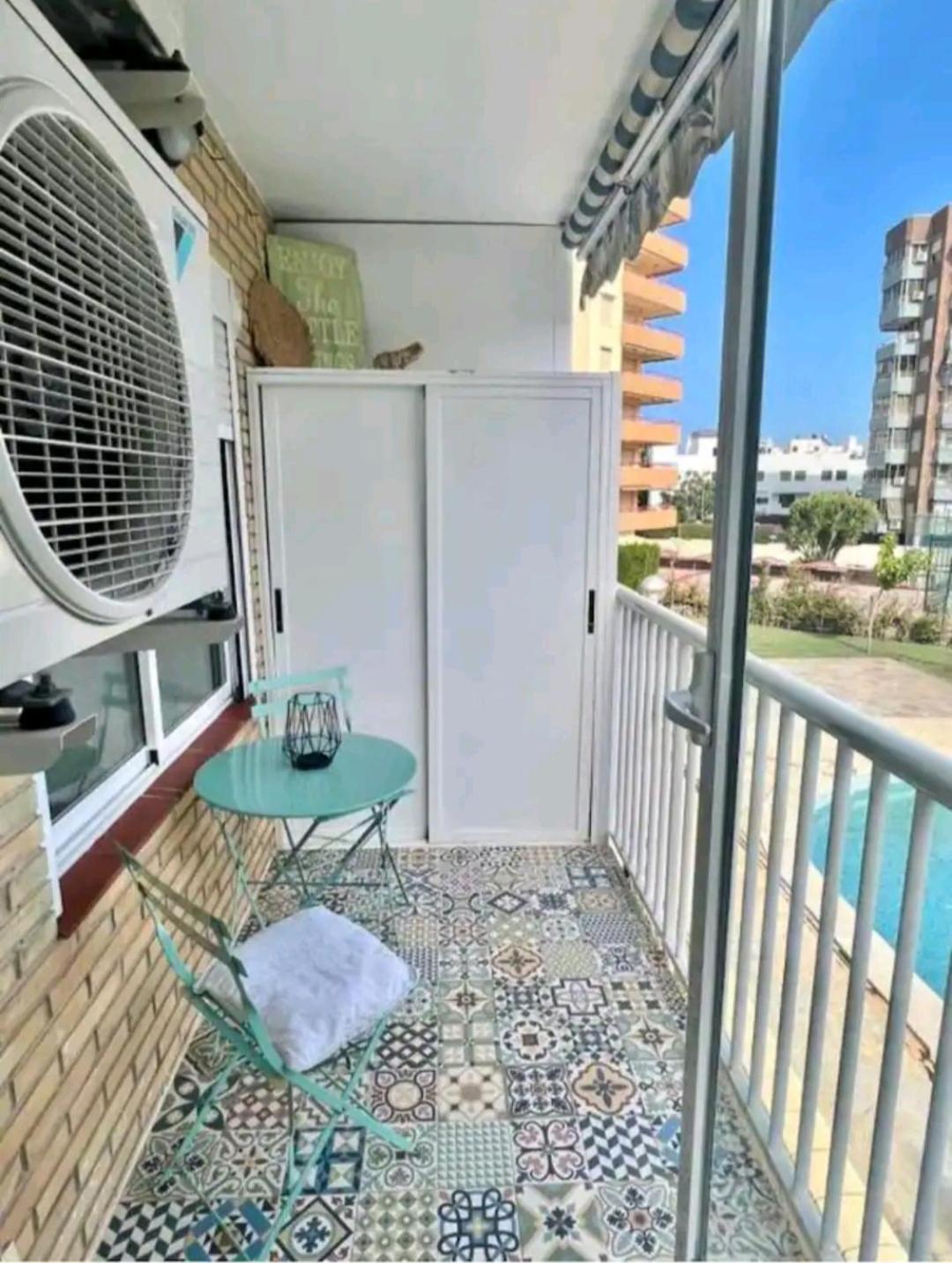 Apartamento Huellas En La Arena El Campello Exteriör bild